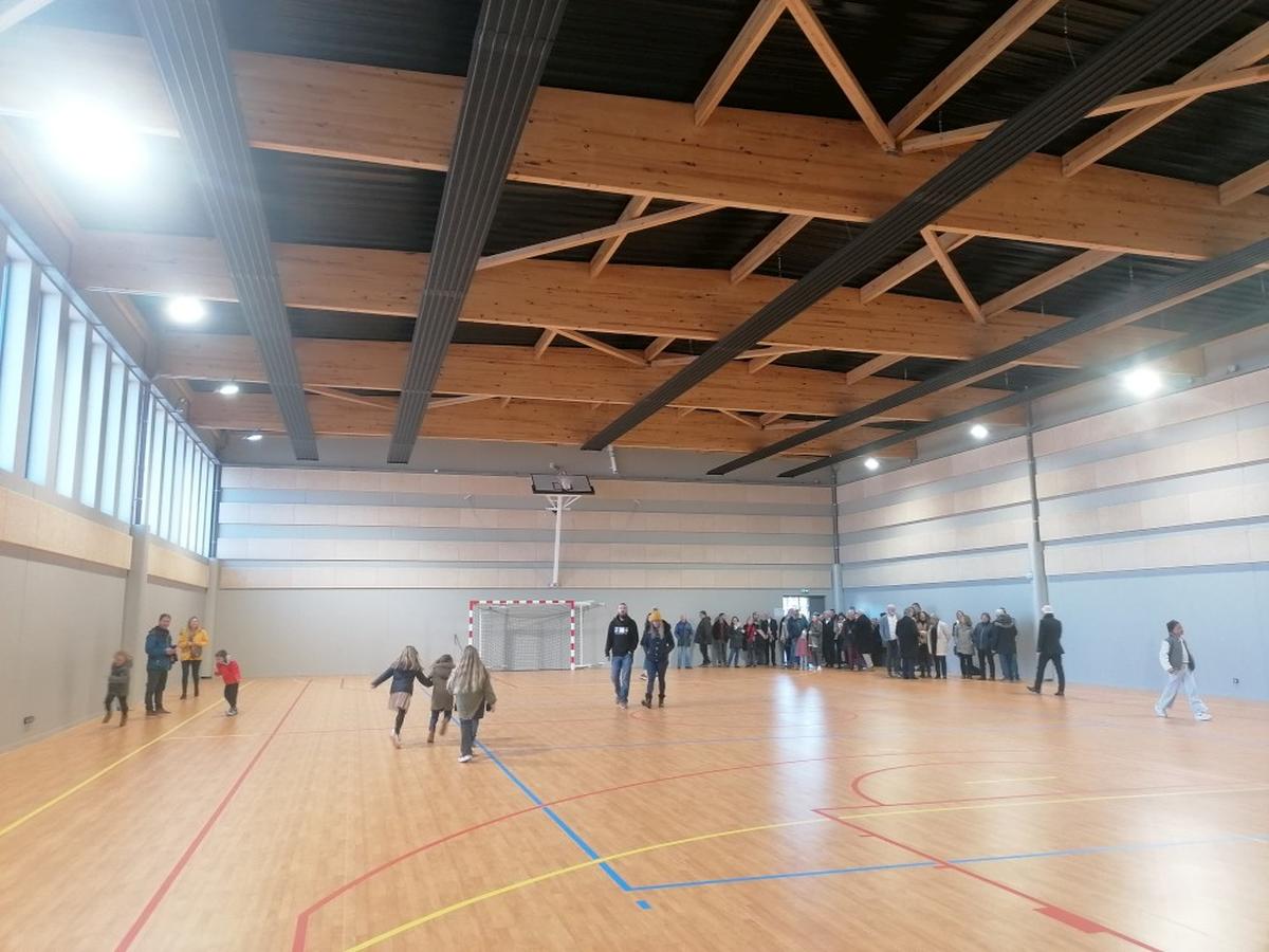 Samuel Paty, Gymnase intérieur